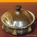 Petite jarre couverte - Small Covered Jar